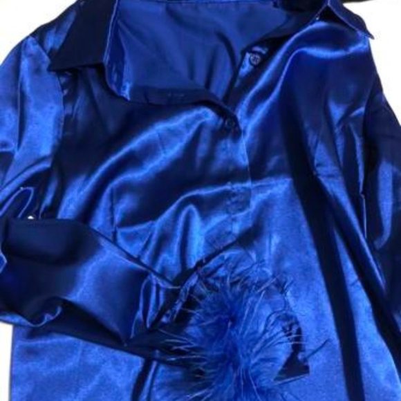 Statement Maker Fuzzy feather Cuff Blouse - Picture 6 of 7